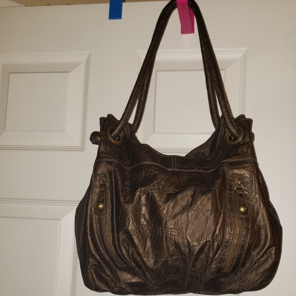 Chateau purse